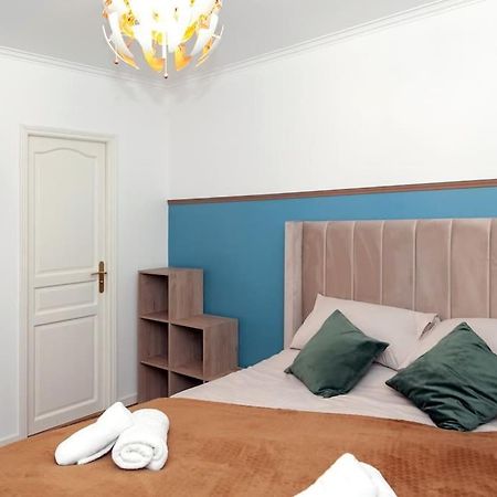 Elegant Appartement Aux Portes De Paris Сент-Уан Экстерьер фото
